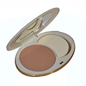GIORDANI GOLD AGE DEFYING COMPACT FOUNDATION SPF 15
